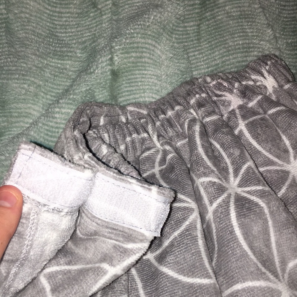 Towel Robe - NEW - Picture 2 of 3